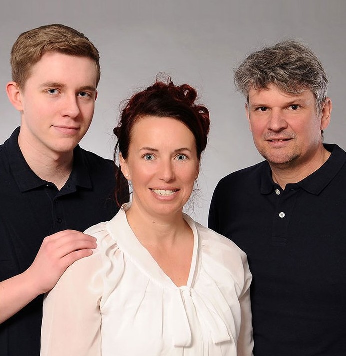 Familie Knospe – Das Team der Tischlerei 71 aus Golzow